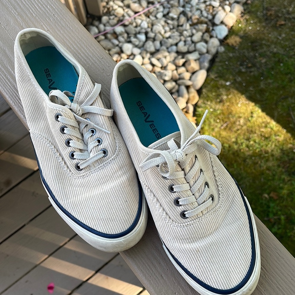SEAVEES sneakers, shoes, size 8 1/2 beige with blue trim
